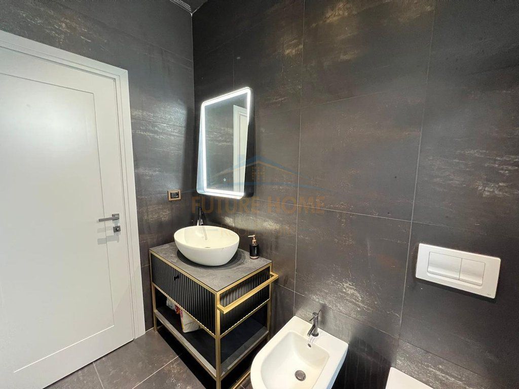 In vendita, Appartamento 2+1+2, Lago Secco, Tirana