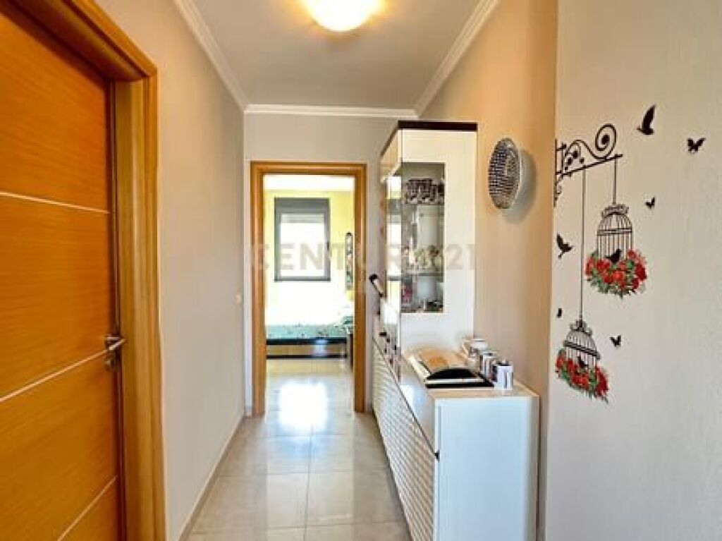 Apartament 2+1+2 per Shitje prane Liqenit te Tiranes!