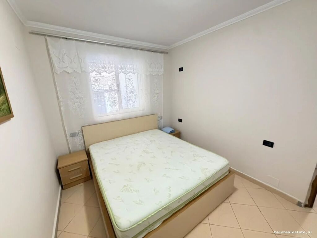 Vile Me Qera 1+1 Tek Bulevardi Zhan D'Ark (ID BV22670) Tirane