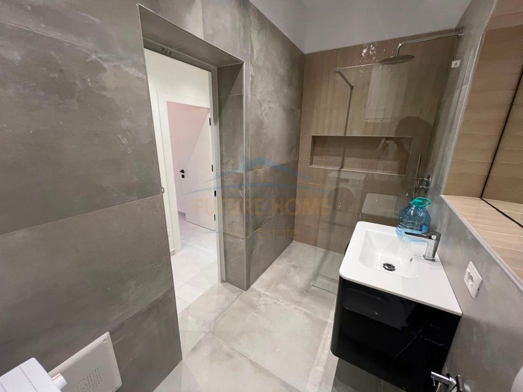Qera, Apartament 2+1+ Post Parkimi, Rruga e Dibres, Tirane .