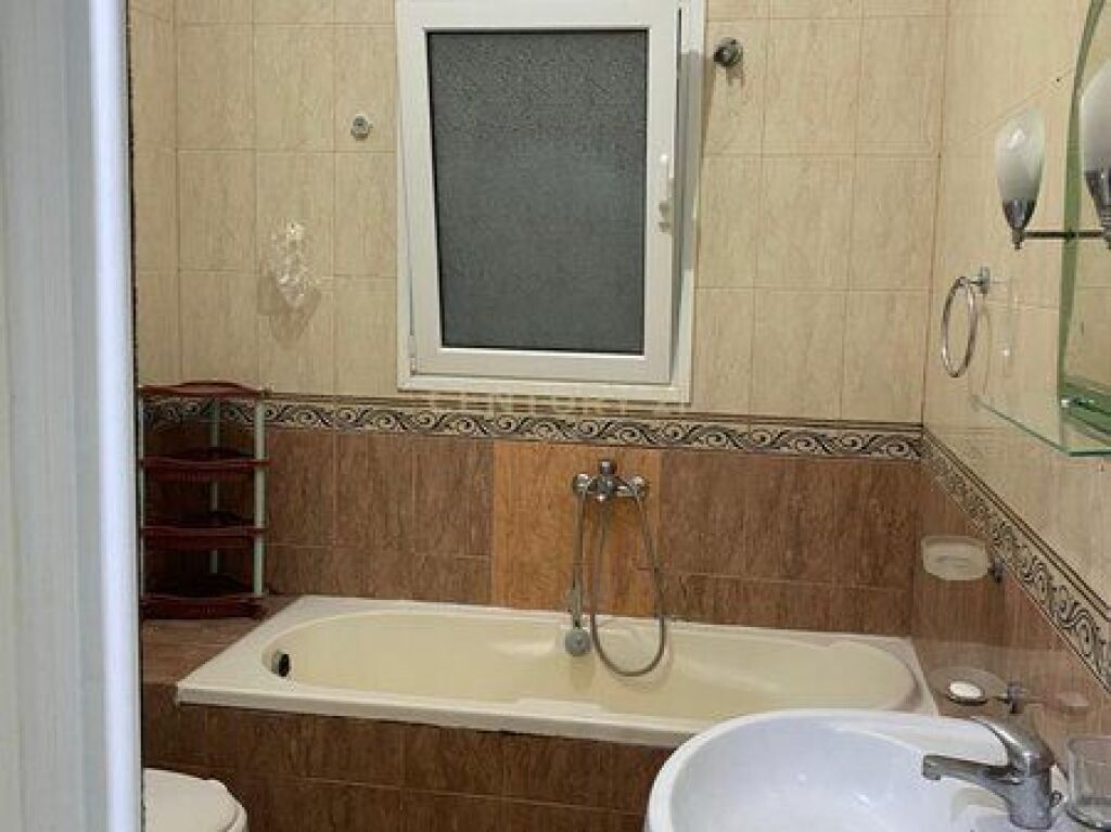 Jepet me qira apartament 1+1 – Rruga Jordan Misja, Tiranë