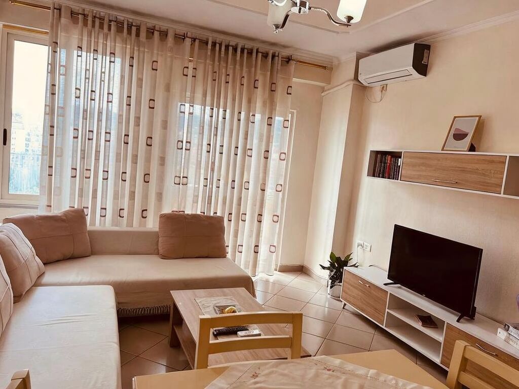 FUND GUSHTI! Apartament 2+1 me Qira - 21 Dhjetori, Poligoni