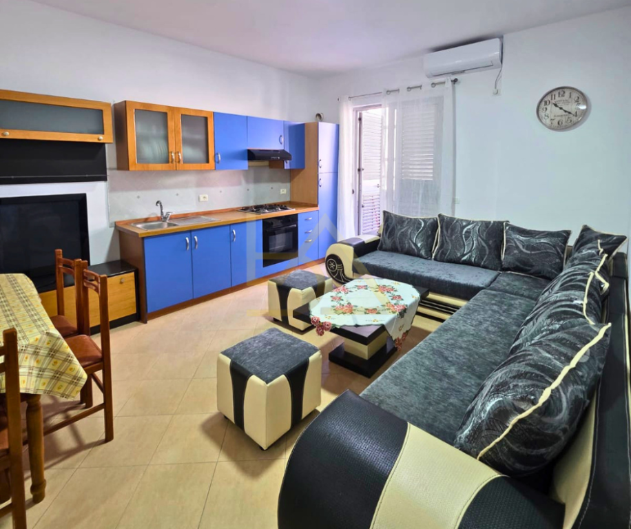 Apartament 2+1 me Qira – Lagjja 13, Plazh, Durrës