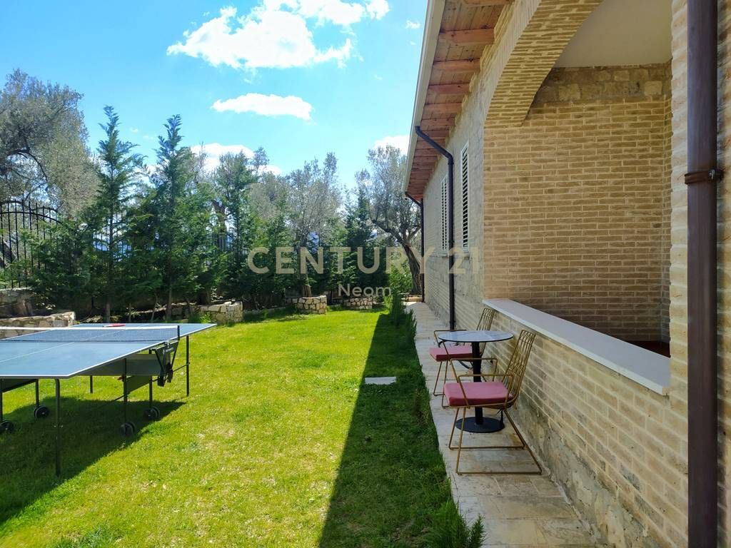 Villa for Rent in Farke