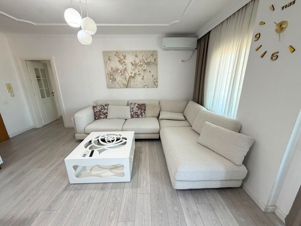 📣 VENDESI SUPER Appartamento 2+1 📍 Vicino a 21-Dhjetori 🛣️ Via “Shefqet Musaraj” ✨