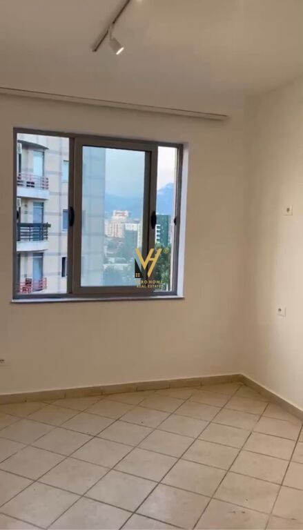 APPARTAMENTO 2+1+BLK IN AFFITTO A UNAZA E RE 70.000 LEKE