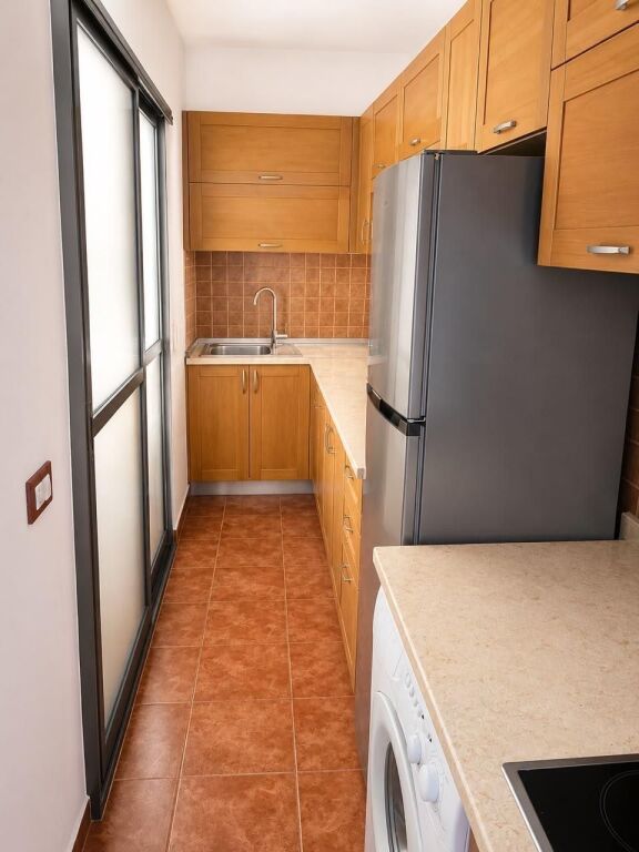 Qera | Apartament 2 + 1 | Shkolla e Bashkuar | 500 €/muaj