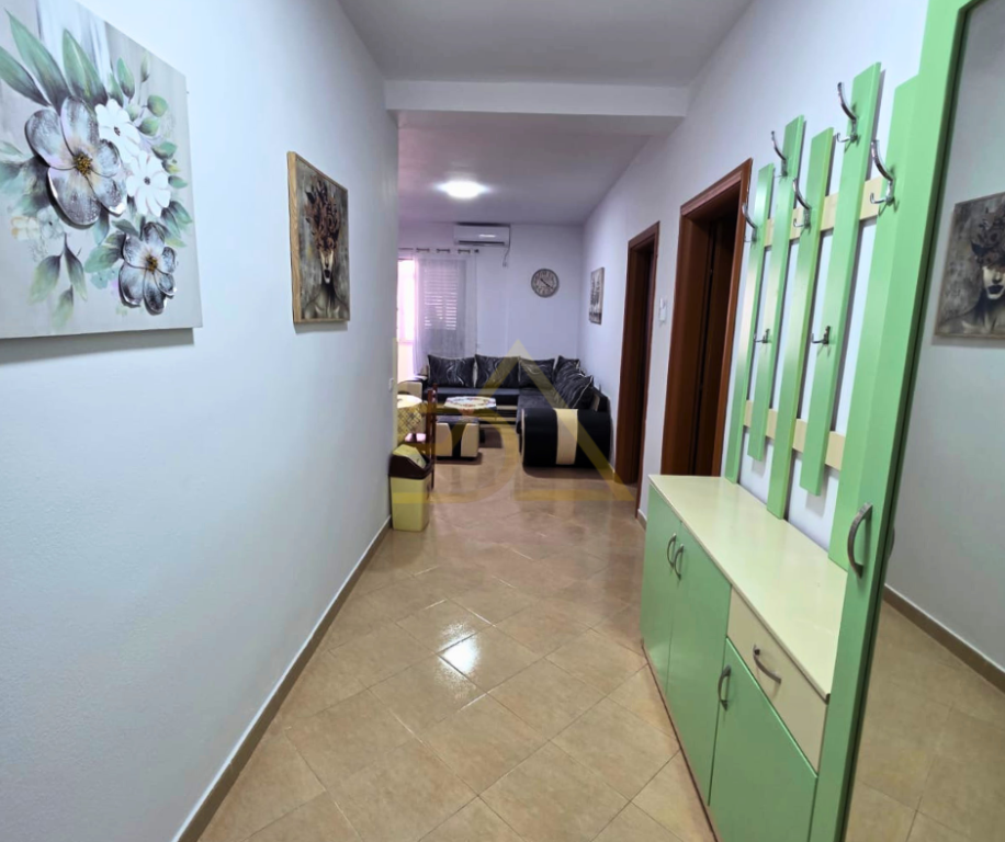 Apartament 2+1 me Qira – Lagjja 13, Plazh, Durrës