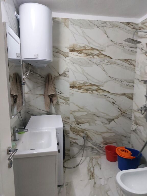 Super ap 1+1 in via Elbasan (mihal grameno)