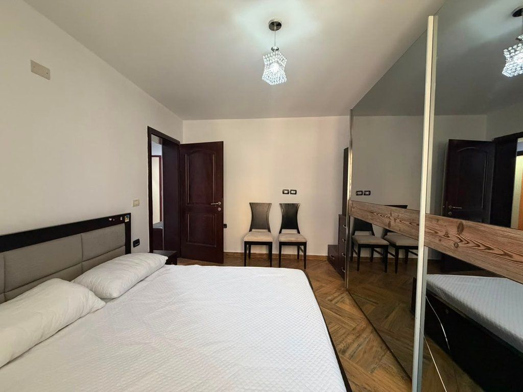 Qera, Apartament 2+1+2, 21 Dhjetori, Tiranë
