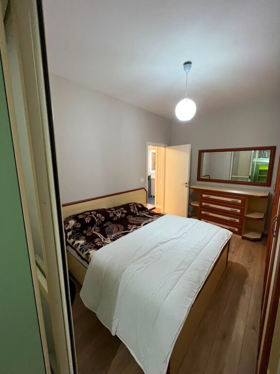 Jepet me Qera Apartament 2+1 prane Razidences Kodra e Dielli 1