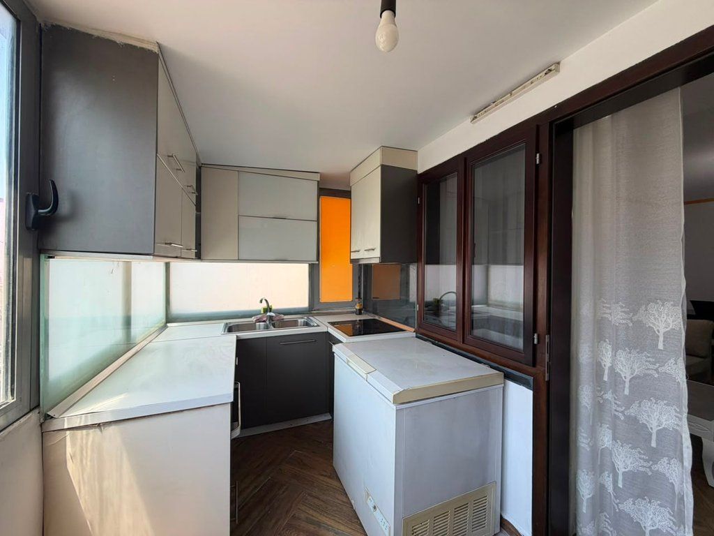 Qera, Apartament 2+1+2, 21 Dhjetori, Tiranë