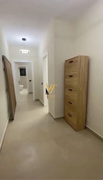 JEPET APARTAMENT 2+1+BLK ME QERA TE KOMUNA E PARISIT 70.000 LEKE