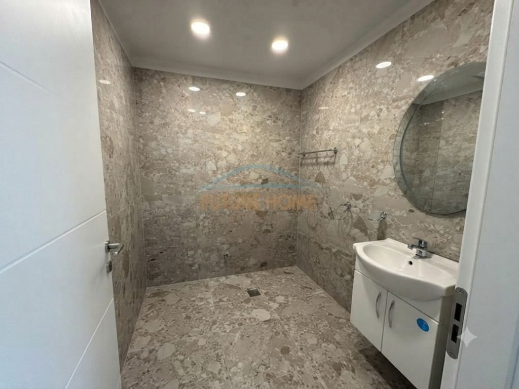 Shitet, Apartament 2+1+2, Unaza e Re