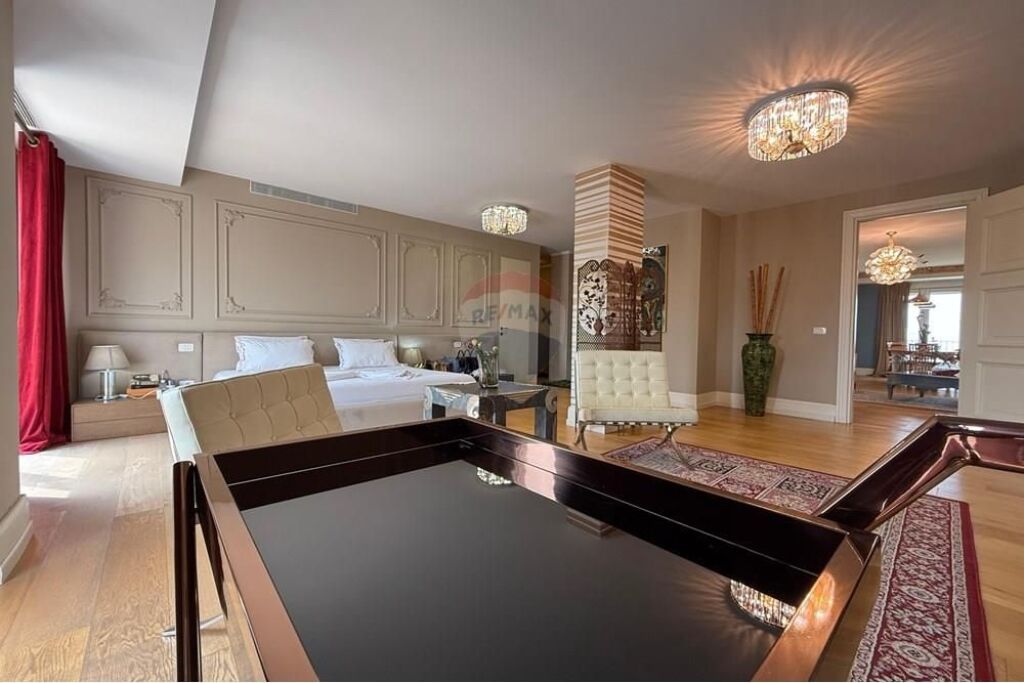 Penthouse Ekskluziv për Shitje – Luks, Arkitekturë Bashkëkohore dhe Panoramë 360° mbi Tiranën