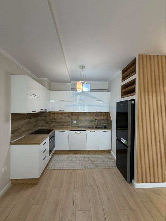Shitet, Apartament 1+1, Golden Park 3, Rruga e Kavajës