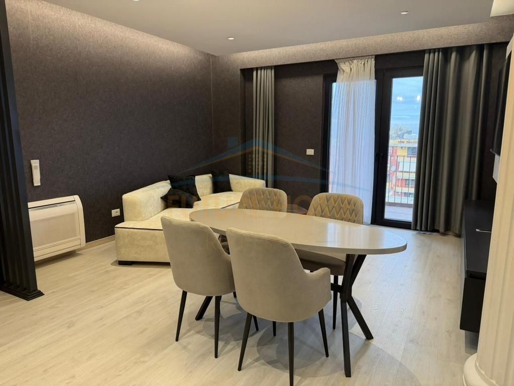 Affitto, Appartamento 2+1, Via Kavaja, Garden Building, Tirana.