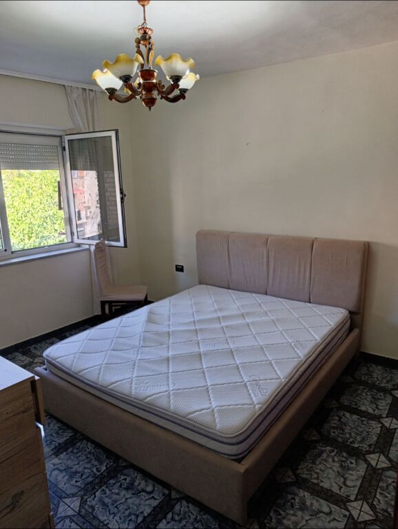 Affitto | Apartament 2 + 1 | Shkolla Bashkuar | 400 €/mese