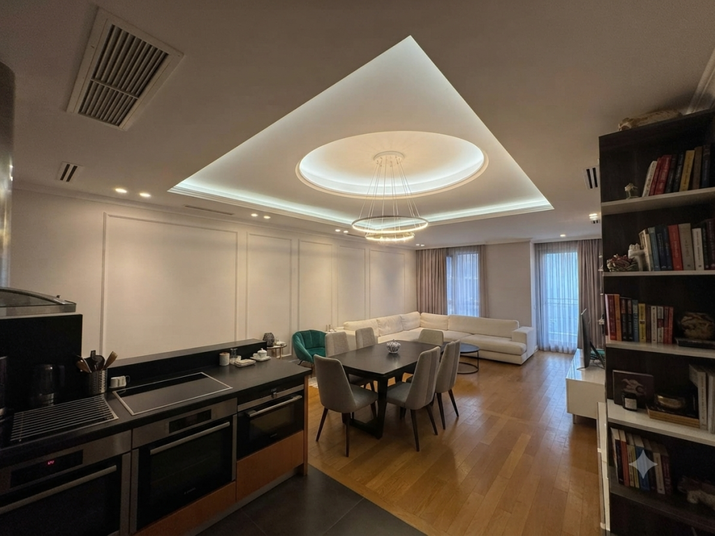 Shitet, Apartament 2+1+2+Depo, Kompleksi "Kika 1", Komuna e Parisit.