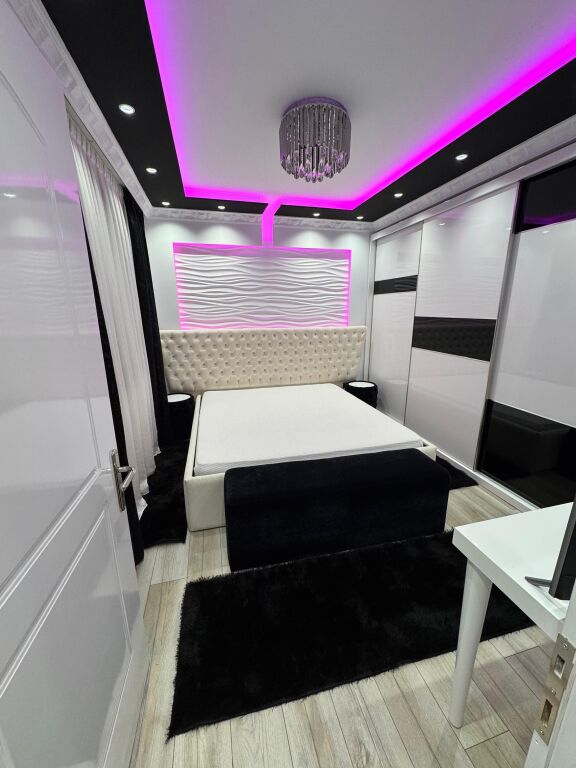 🏡 Shitet Apartament 2+1 – Fresk  📍 Rruga Muhamed Deliu💶 Çmimi: 165 million lekë