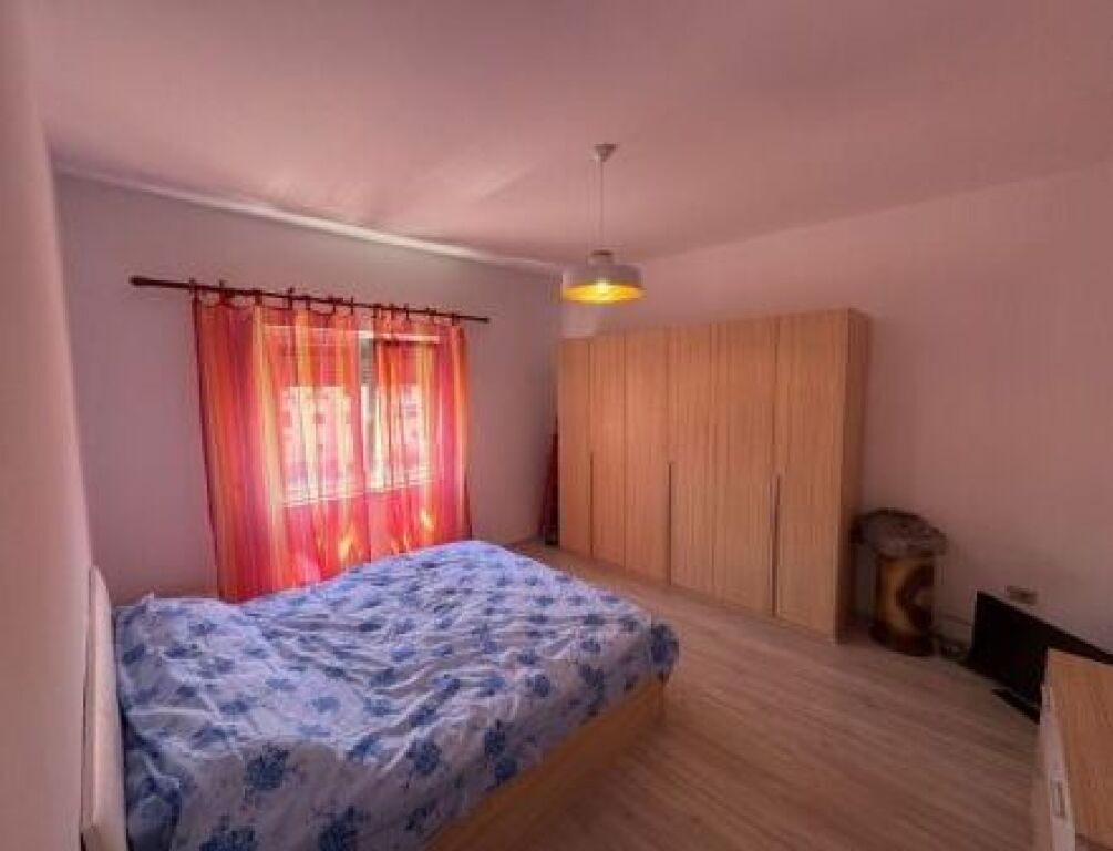 2+1 apartment for rent at the Electric Market