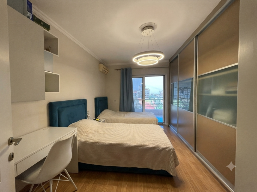 Shitet, Apartament 2+1+2+Depo, Kompleksi "Kika 1", Komuna e Parisit.