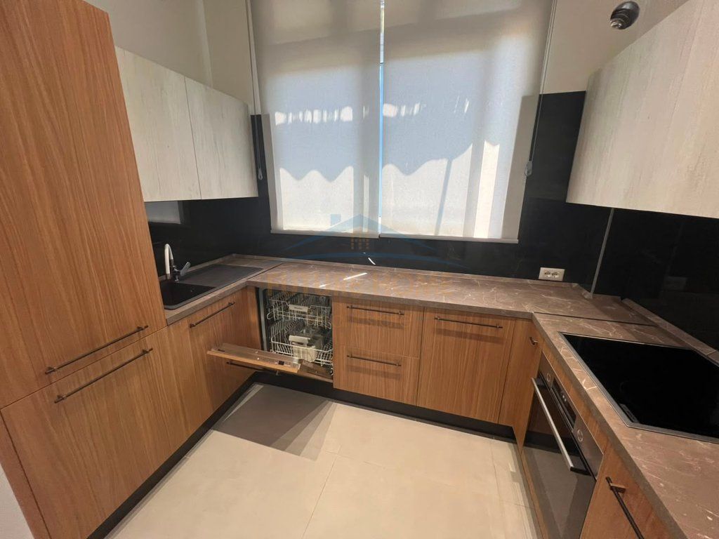 Rent, Apartment 1+1, Dibra Street, Tirana .