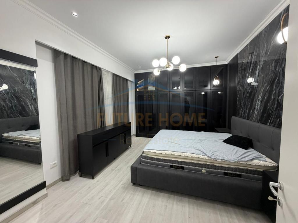 Affitto, Appartamento 2+1, Via Kavaja, Garden Building, Tirana.