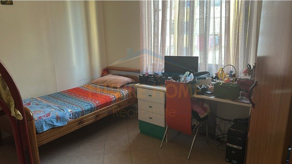 Affitto, Appartamento 2+1+2 Yzberisht, Tirana.