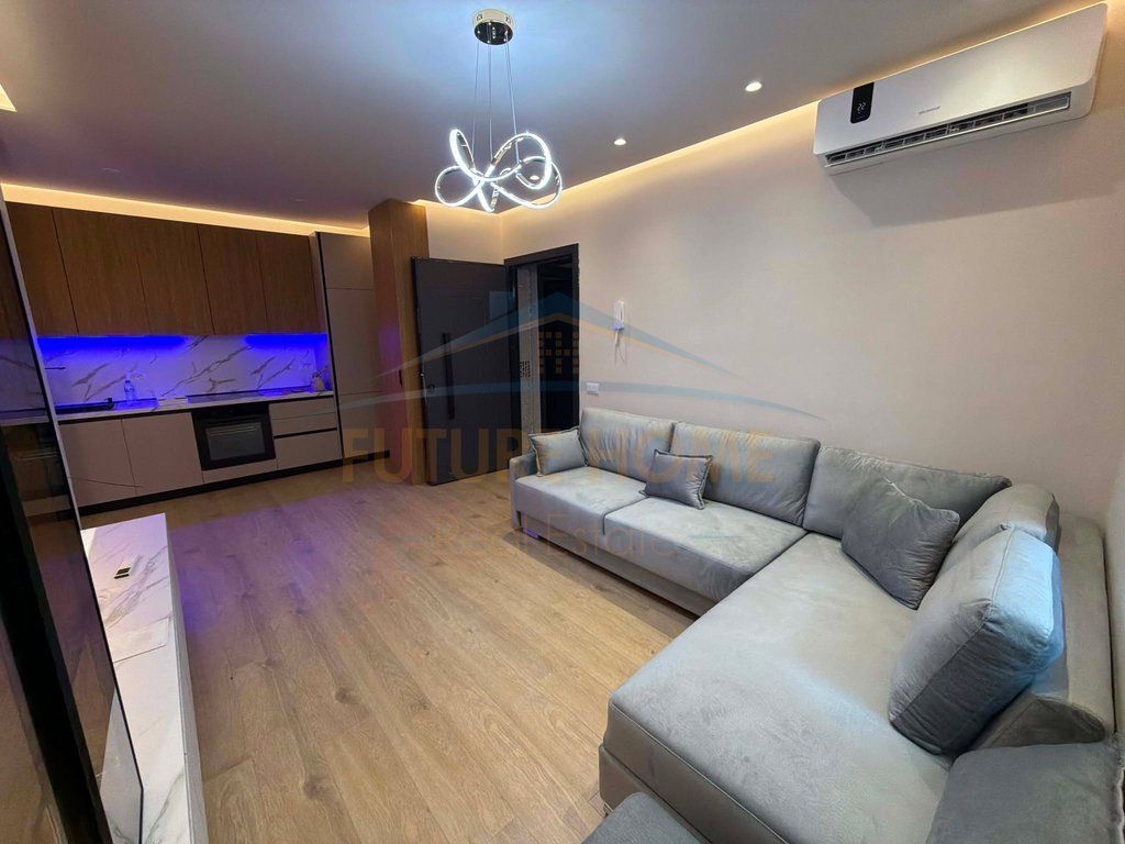 Qera, Apartament 1+1, Kompleksi E88, Laprakë