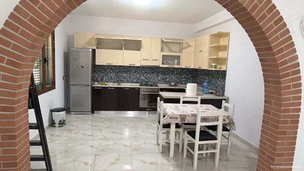 Vile 2 Kateshe Me Qera Tek Jordan Misja (BV22668) Tirane.
