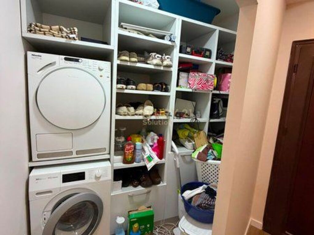 APARTAMENT 3+1+2 PER SHITJE PRANE THESARIT, FRESK!