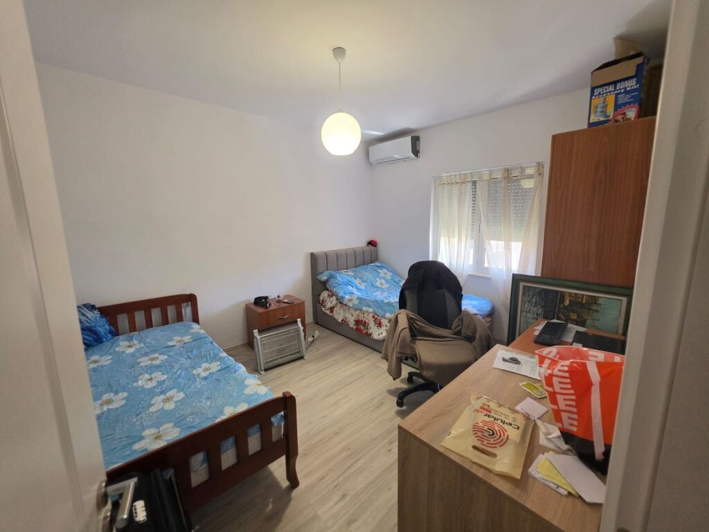 Appartamento 2+1 in affitto Mercato Elettrico Tirana !