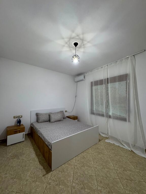 Affitto | Apartament 1 + 1 | Ali Demi | 400 €/mese