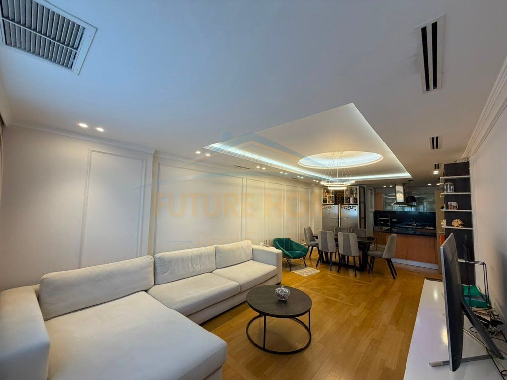 Apartament 2+1+2+Depo, Kompleksi "Kika 1", Komuna e Parisit.