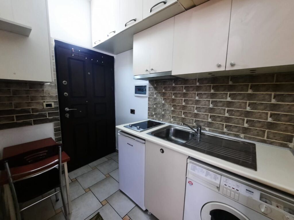 Affitto | Apartament 1 + 1 | Rruga 5 Maji | 360 €/mese