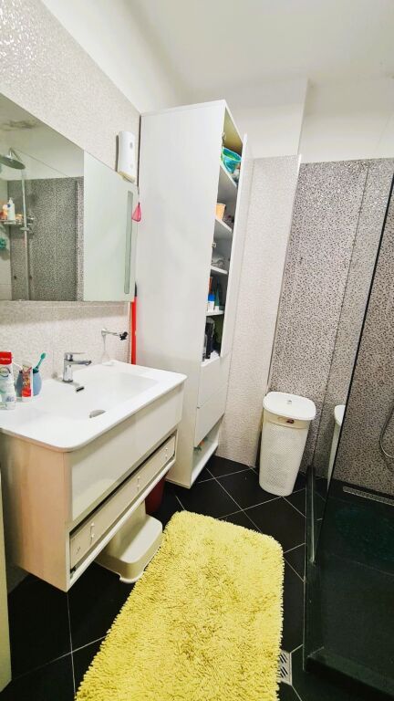 🔥SUPER OKAZIOOOOON🔥  🌇Shitet Apartament 2+1 – Pranë Stadiumit Air Albania | Rruga Faik Konica**