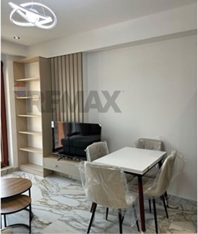 Apartment 1+1+ parking for rent Kavaja Street