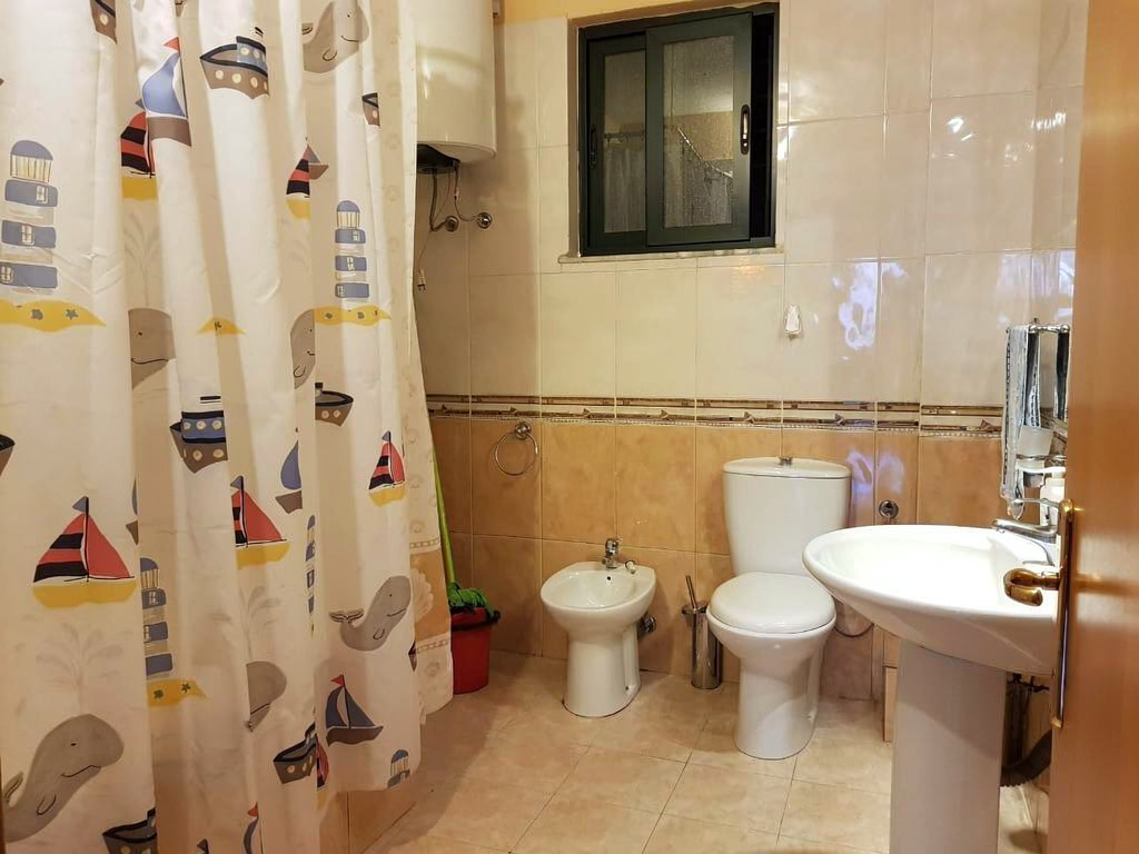 Apartament 2+1 Qira - Myslym Shyri, Fusha e Tenisit
