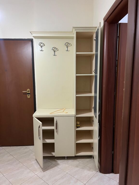 Jepet me qira 2+1+1 Astir Bar Artisti 45.000 leke