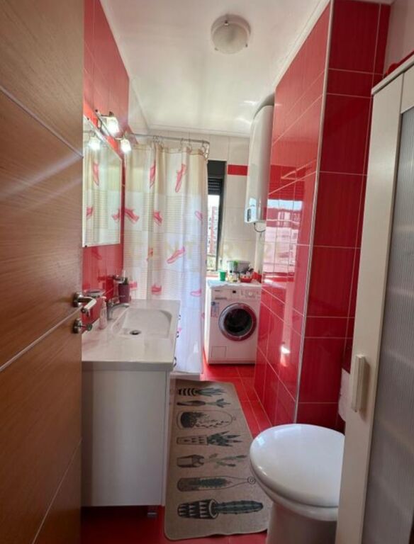 Apartament 2+1+2+Studio per Shitje