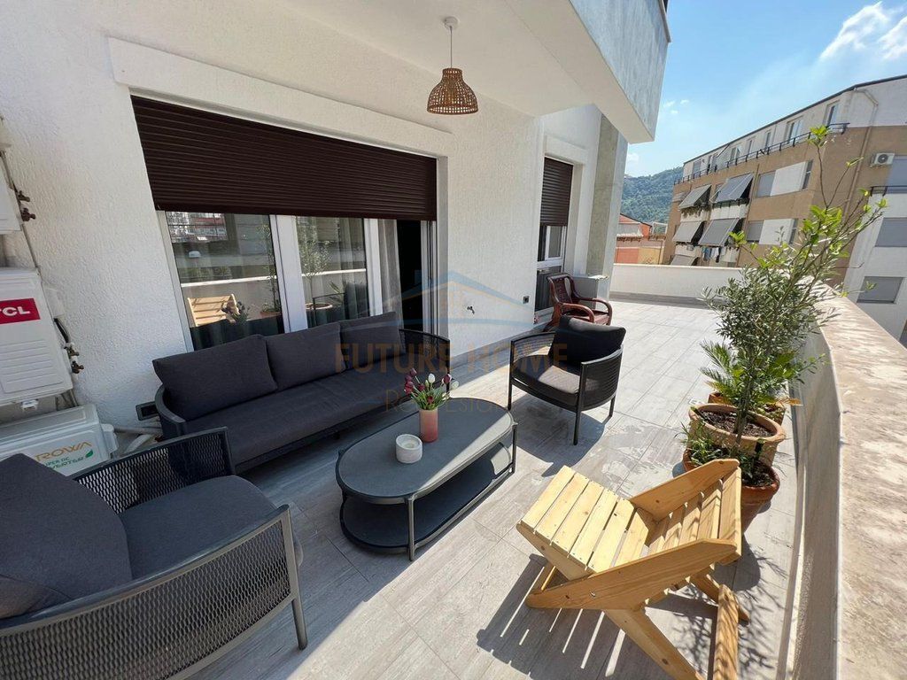 In vendita, Appartamento 2+1+2, Lago Secco, Tirana