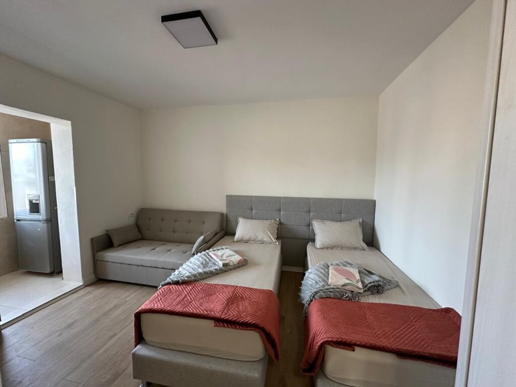 Garsionjere per qera tek ish Tregu Elektrik !