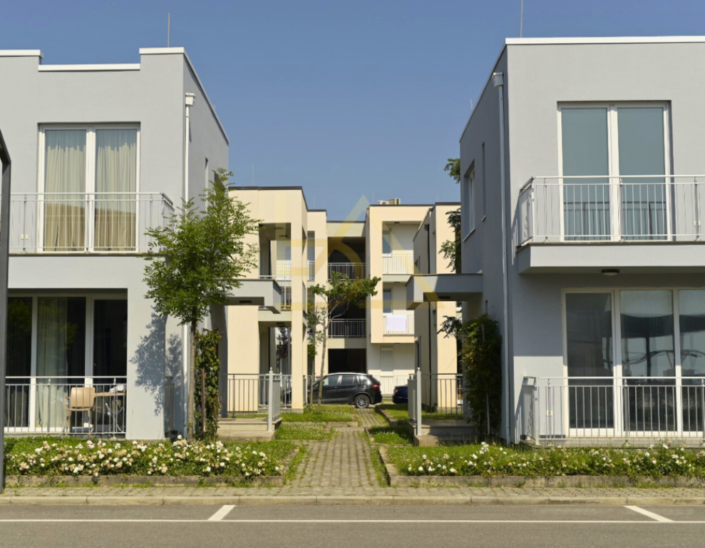 Apartamente dhe Vila për Shitje – Talea Coast, Tale, Lezhë