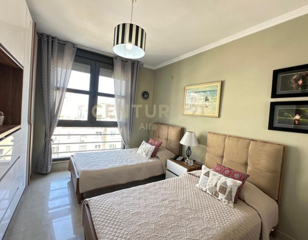 Apartament 2+1+2+Studio per Shitje
