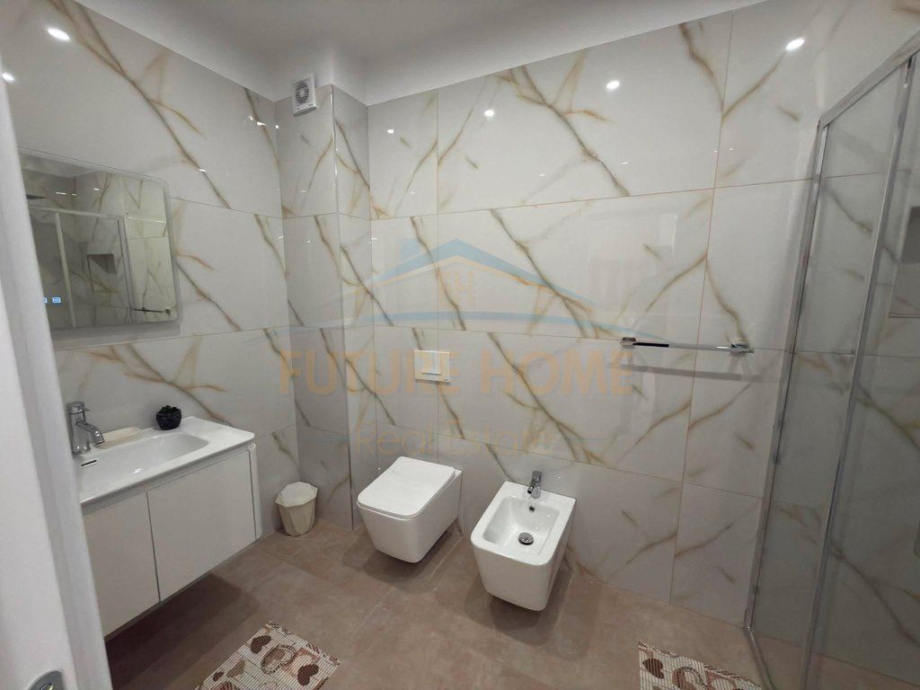 Qera, Apartament 1+1 + Post Parkimi, Kompleksi E88, Rruga Dritan Hoxha