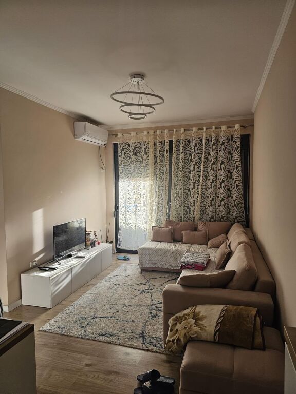 Affittasi 1+1 ad Astir 40.000Leke