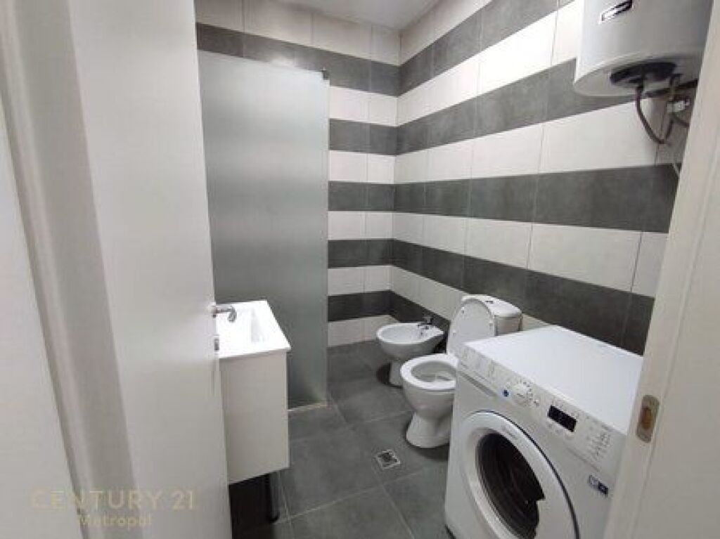 🏡 APPARTAMENTO IN VENDITA A 21 DHJETORI – VICINO ALL'INGEGNERIA