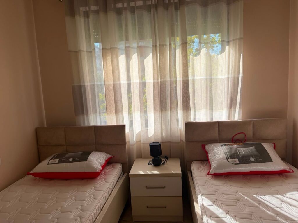 Affittasi 1+1 ad Astir 40.000Leke