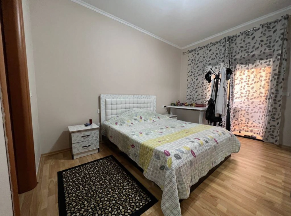 Apartment 2+1+2 - Gallery, Center (17 November)